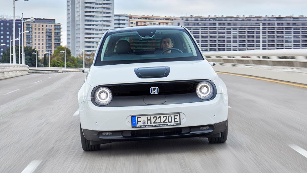 Honda e: primera prueba del revolucionario coche urbano eléctrico