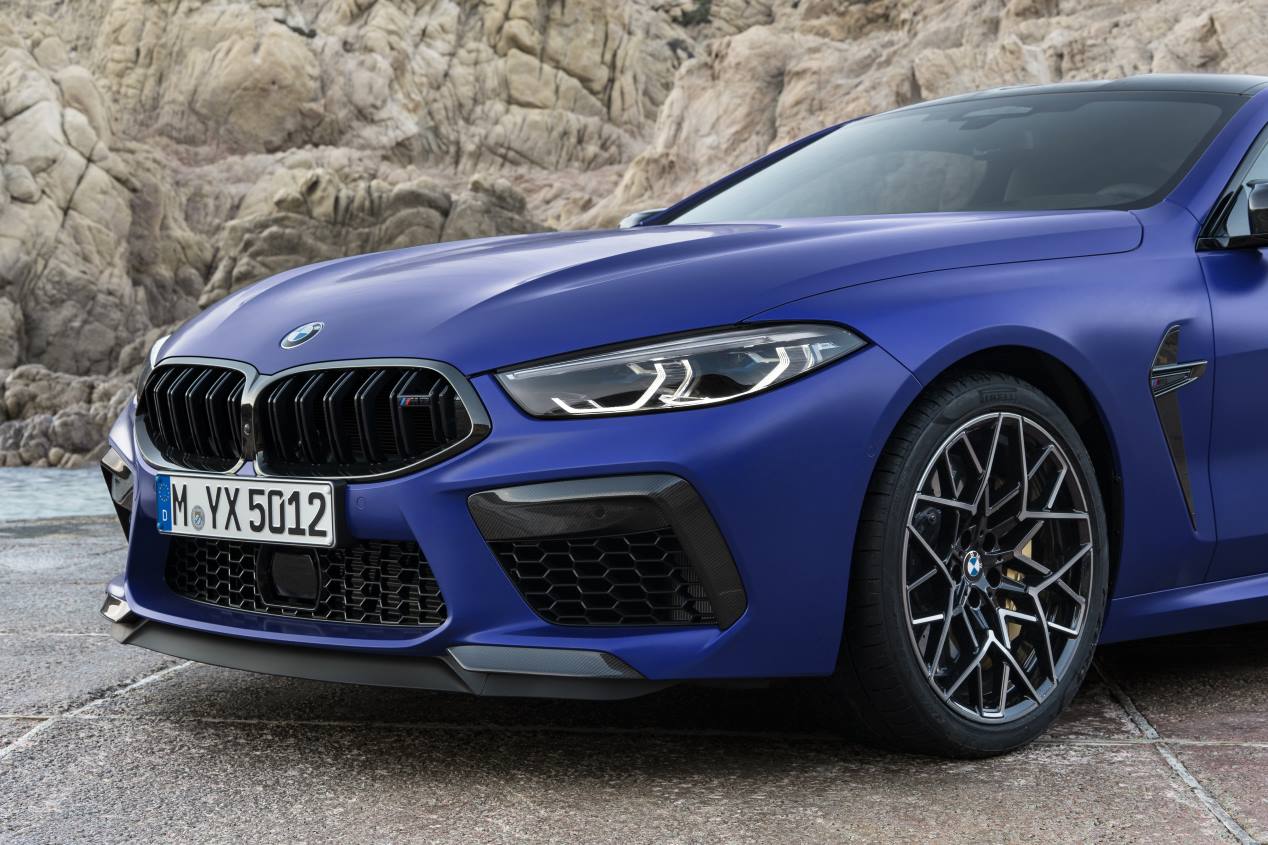 BMW M8 Competition Coupé y Cabrio 2020: poder en movimiento