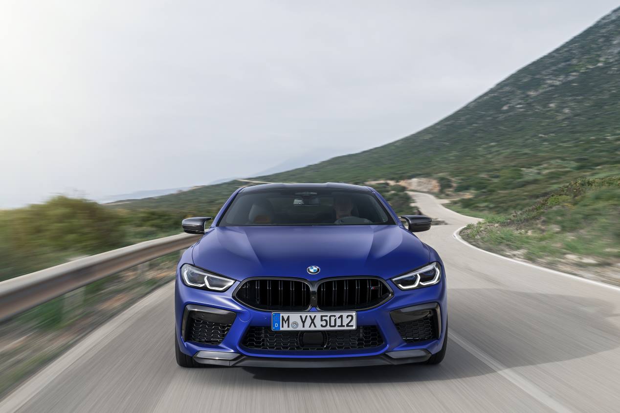 BMW M8 Competition Coupé y Cabrio 2020: poder en movimiento