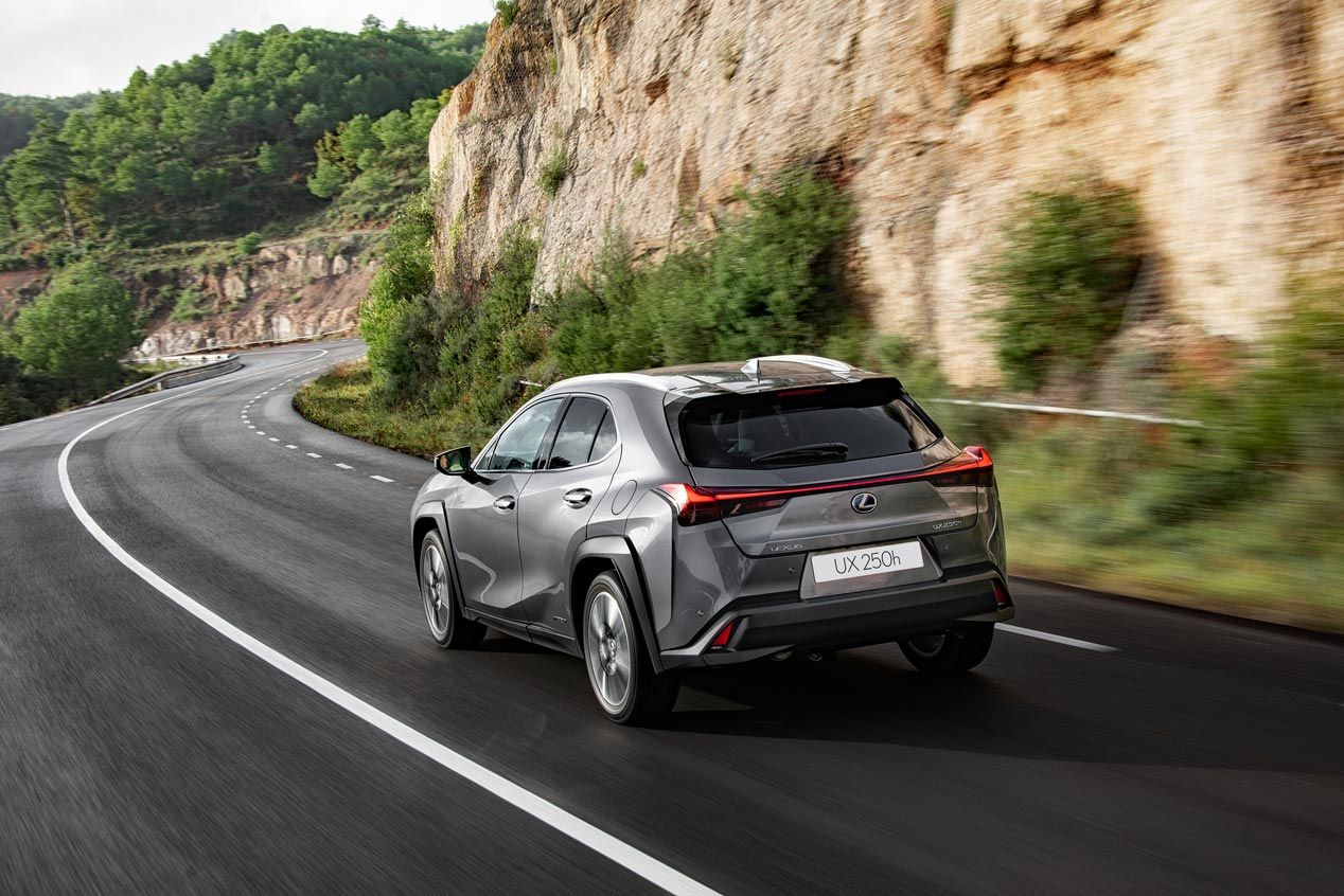 Lexus y su gama completa de vehículos híbridos