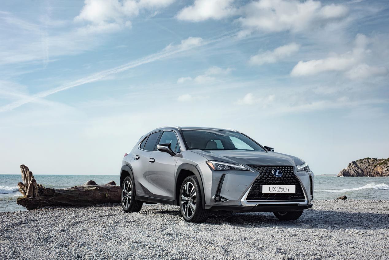 Lexus y su gama completa de vehículos híbridos