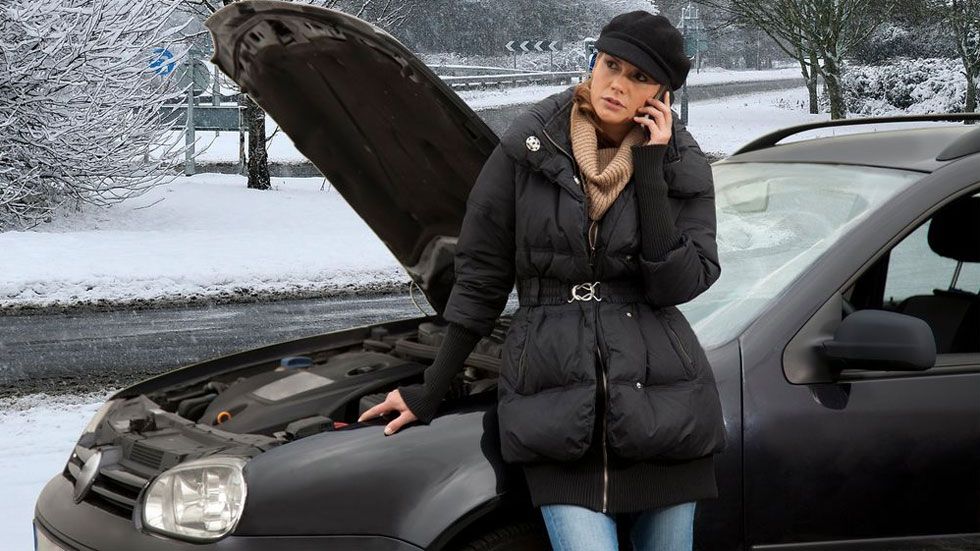 Los mejores consejos de las ITV para cuidar tu coche y evitar “enfriamientos”