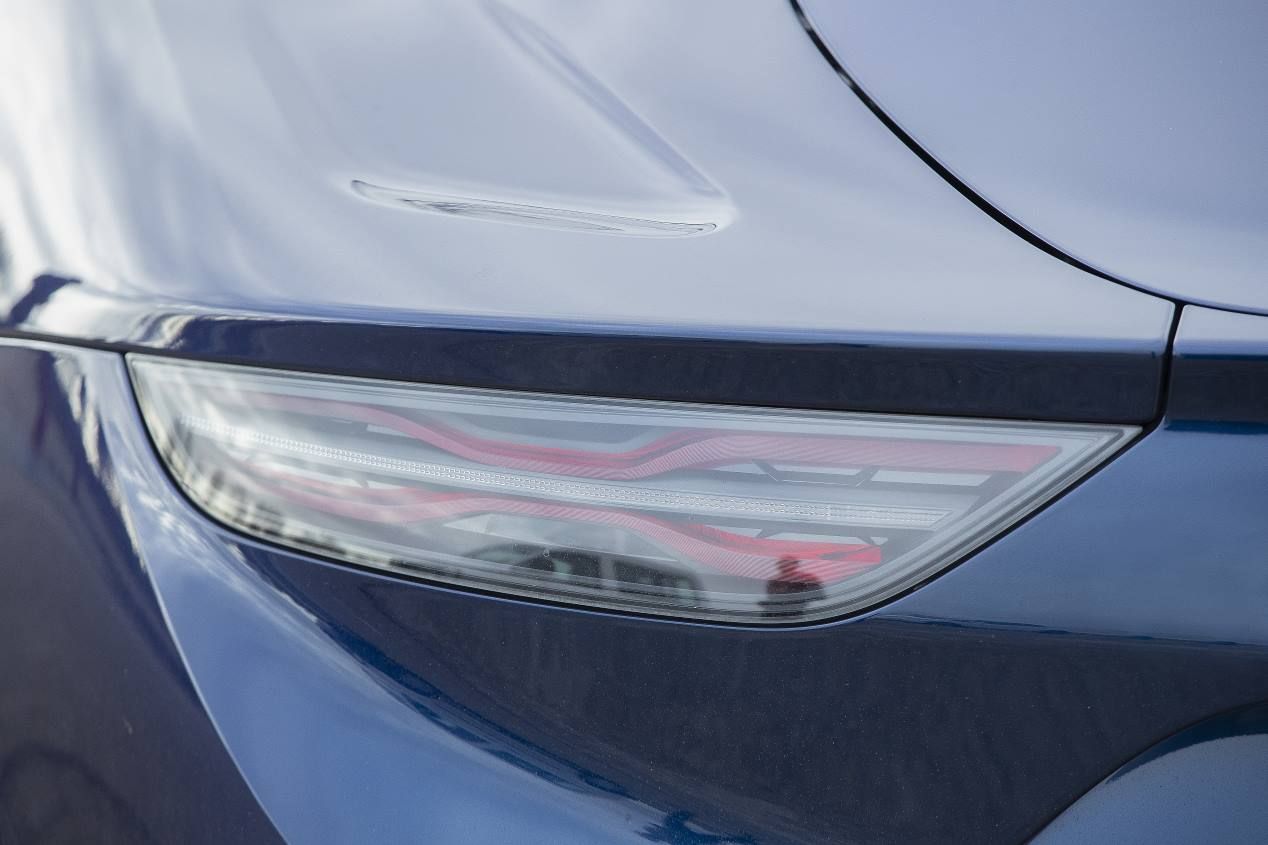 Comparativa Alpine A110 vs Toyota GR Supra: deportivos de pura raza