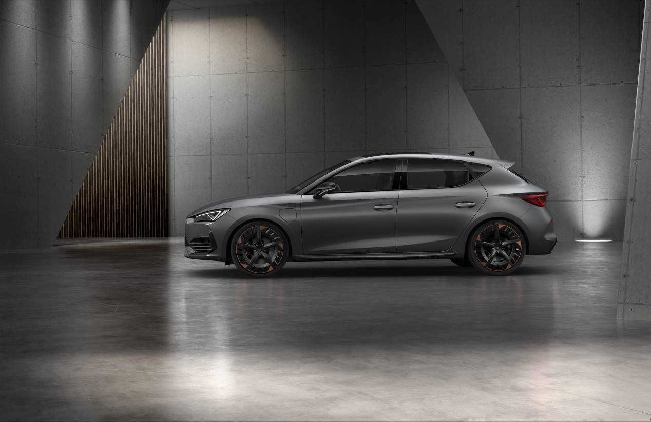 Cupra León 2020: el nuevo e inédito deportivo, en imágenes