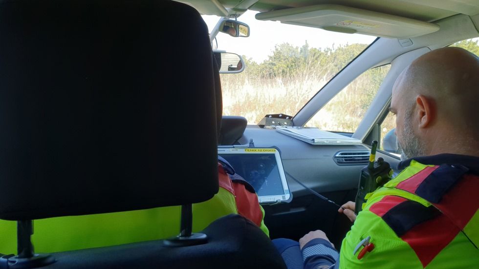 Así cazan y multan los coches espías camuflados de la policía
