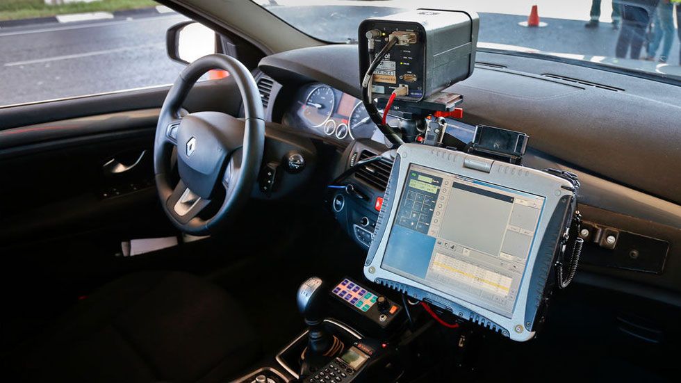 La DGT, condenada a pagar la multa, intereses y costas judiciales a un piloto de rallyes cazado por un radar