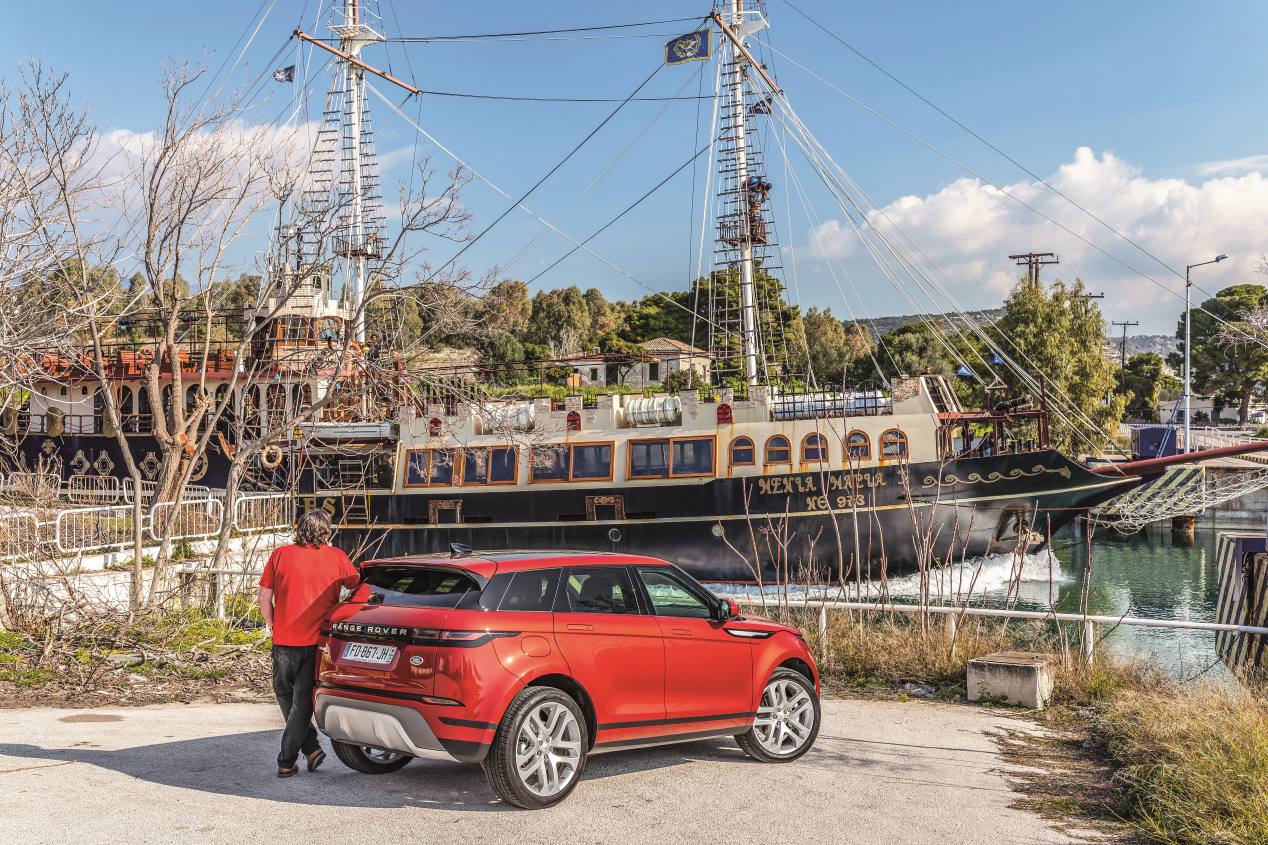 Range Rover Evoque por el Peloponeso griego