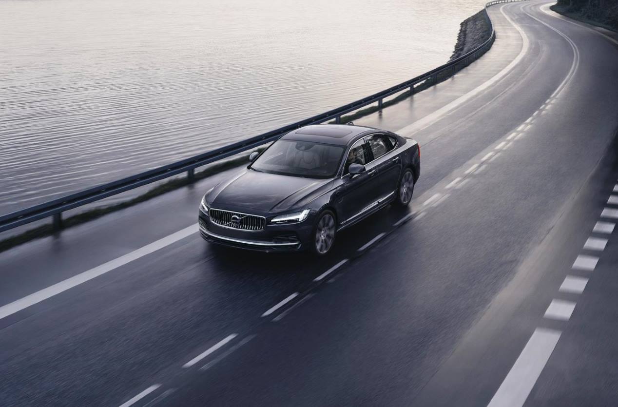 Los Volvo S90 y V90/V90 Cross Country, en imágenes