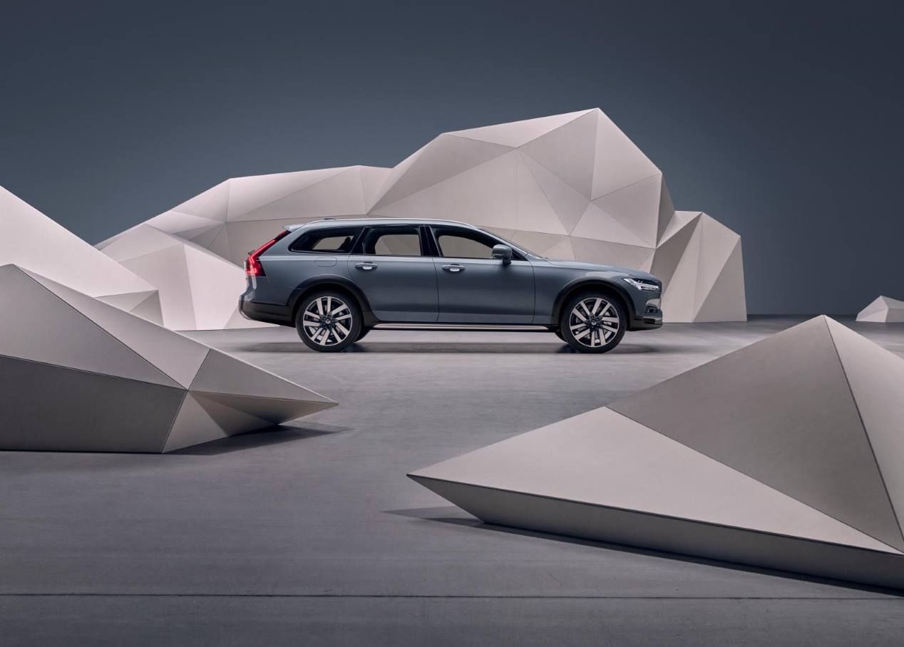 Los Volvo S90 y V90/V90 Cross Country, en imágenes