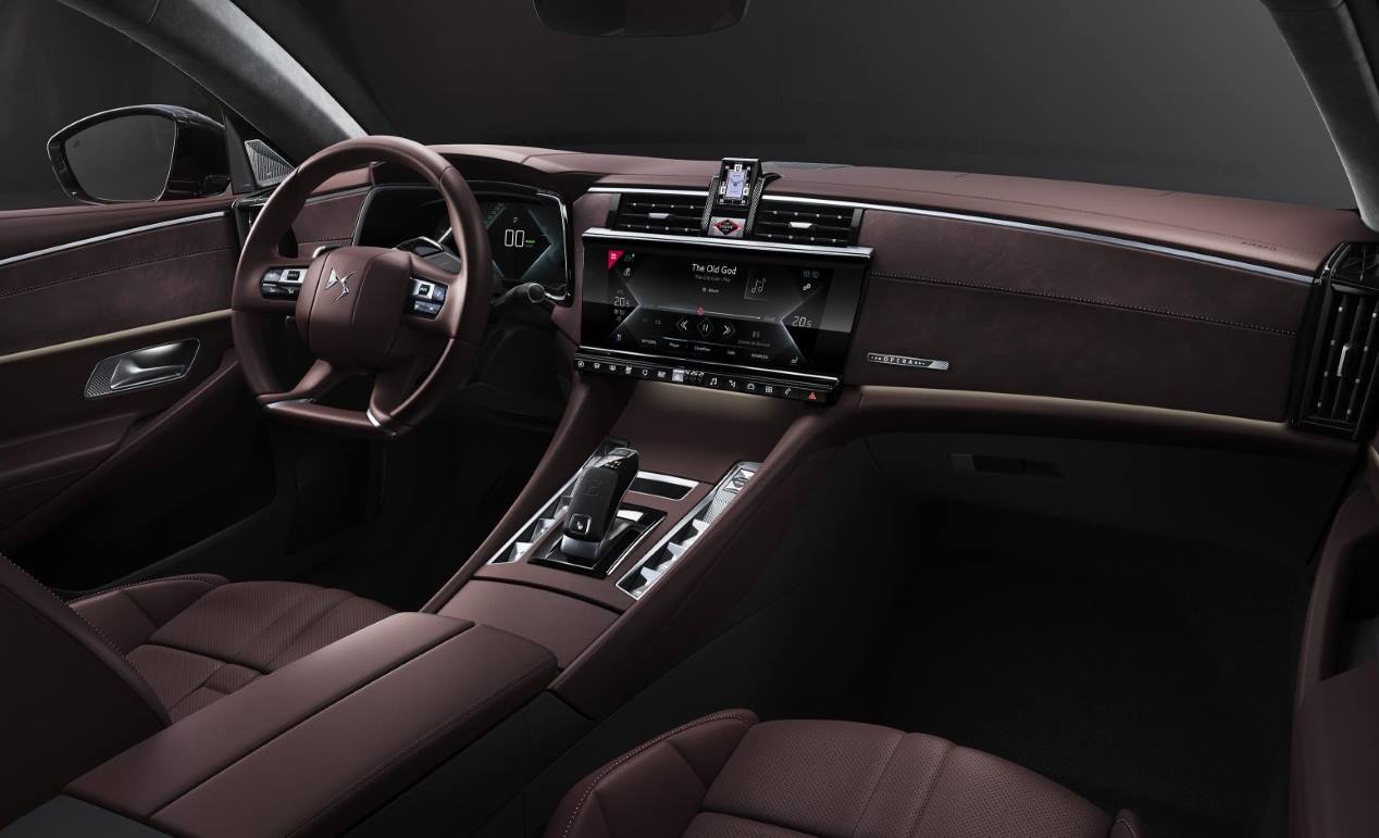 DS 9: la nueva berlina de lujo, en imágenes