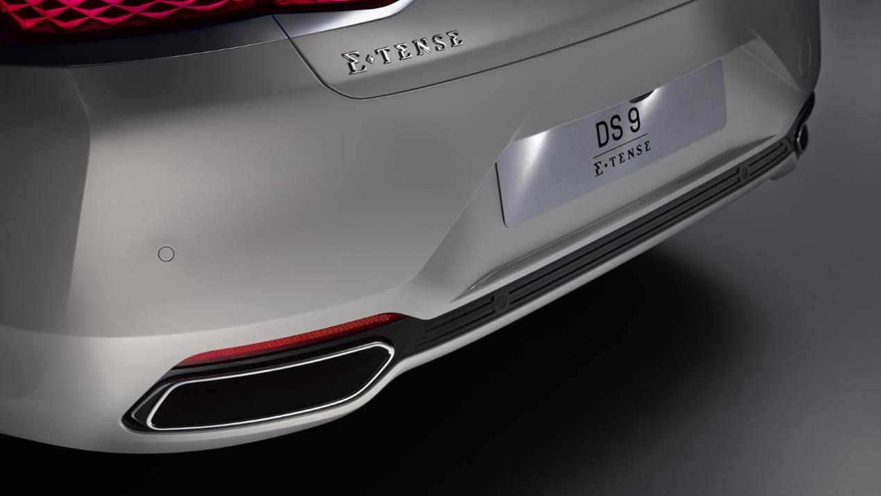 DS 9: la nueva berlina de lujo, en imágenes