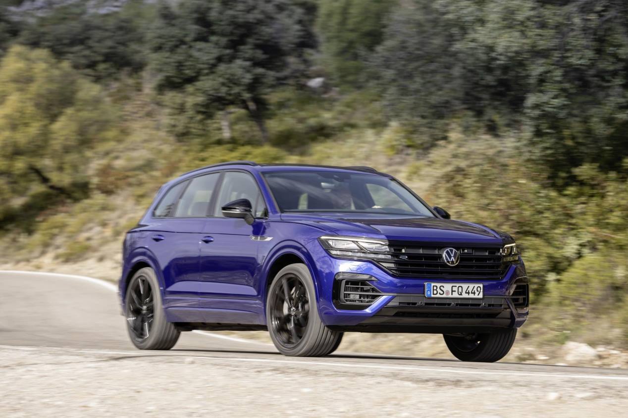 VW Touareg R: la versión más potente del SUV, híbrida plug-in