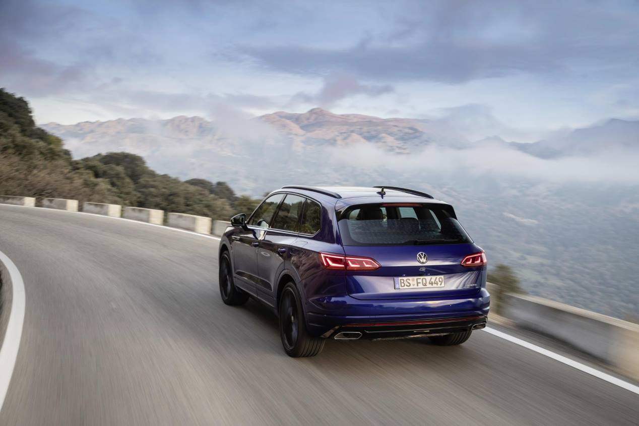 VW Touareg R: la versión más potente del SUV, híbrida plug-in