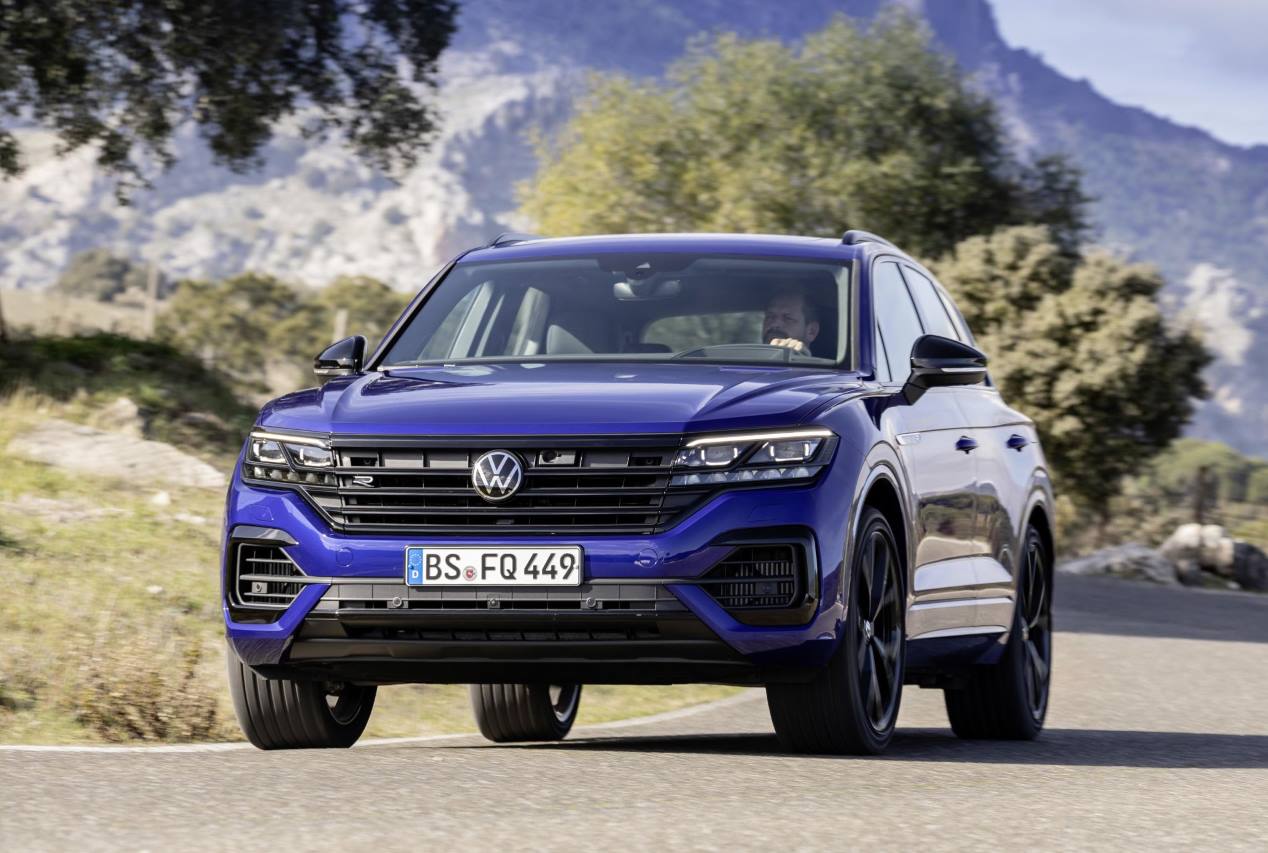 VW Touareg R: la versión más potente del SUV, híbrida plug-in
