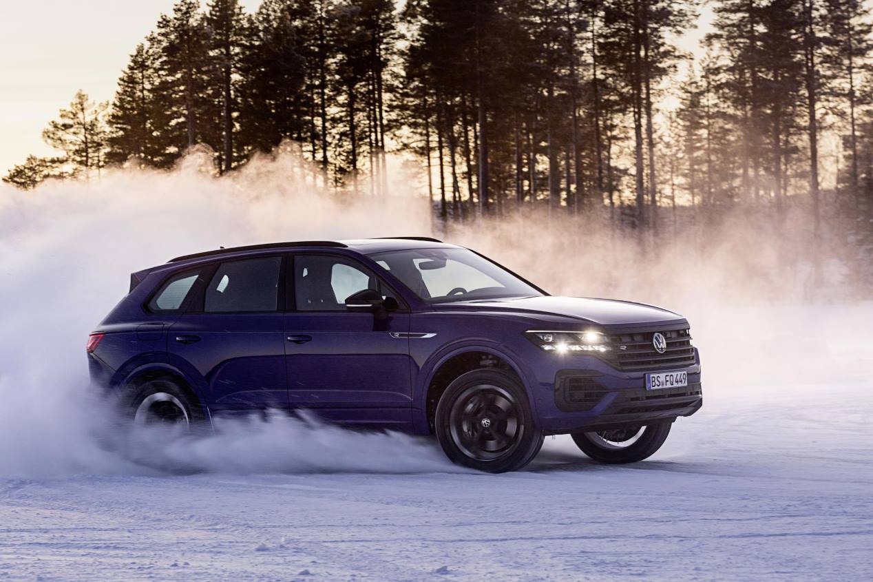 VW Touareg R: la versión más potente del SUV, híbrida plug-in
