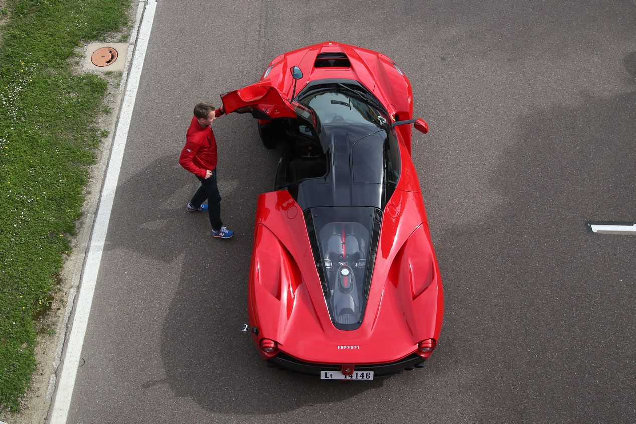 Ferrari LaFerrari, la diosa roja