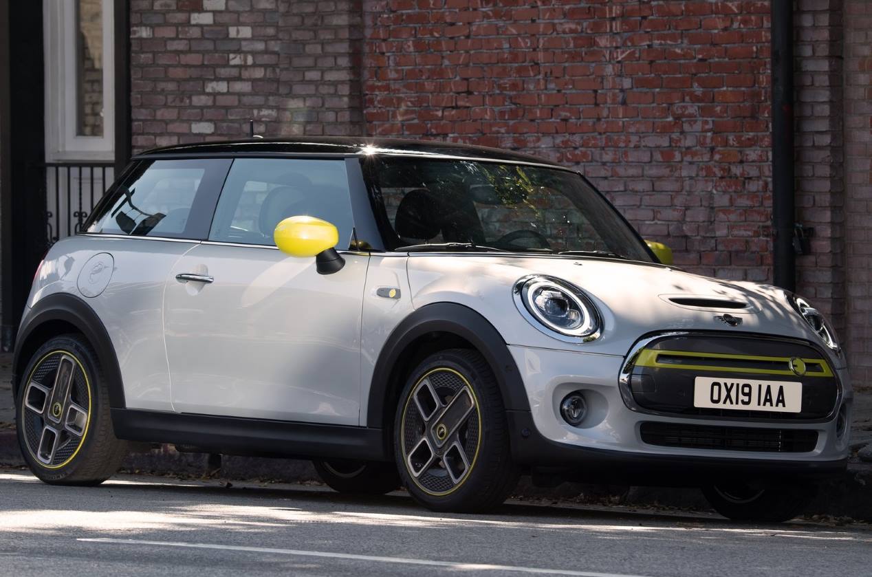 El Mini Cooper SE eléctrico, ya a la venta en España