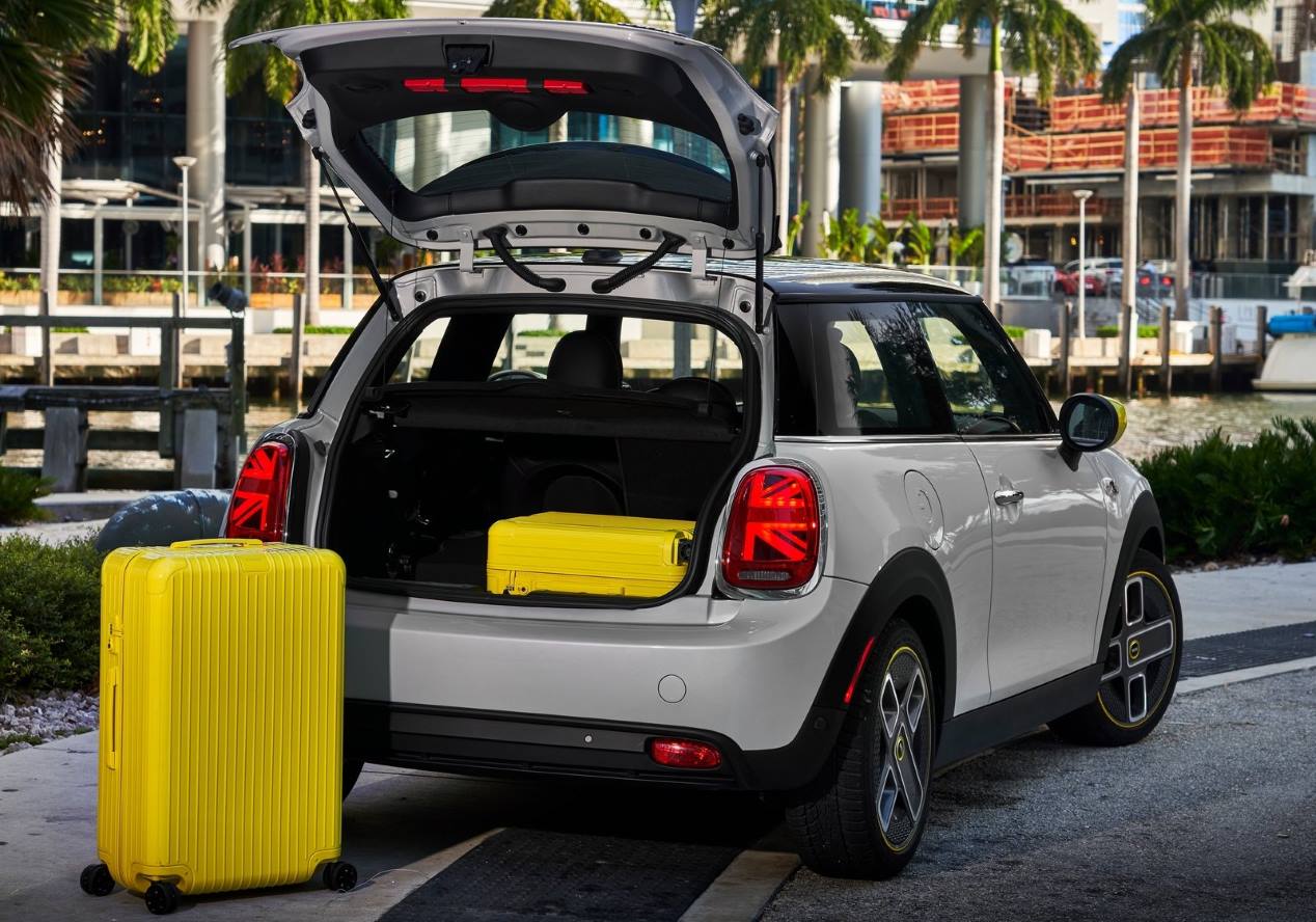 El Mini Cooper SE eléctrico, ya a la venta en España