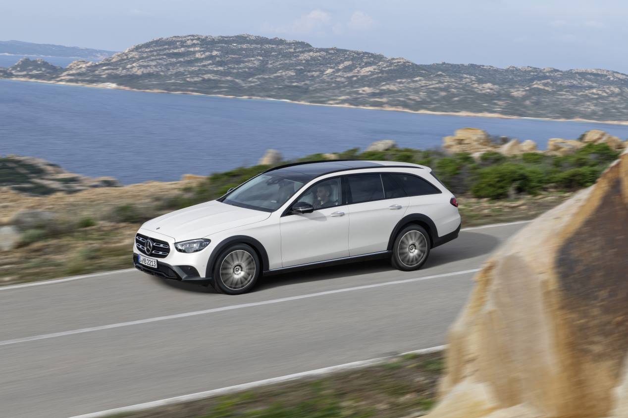 Mercedes Clase E 2020: las mejores imágenes oficiales de la renovada berlina