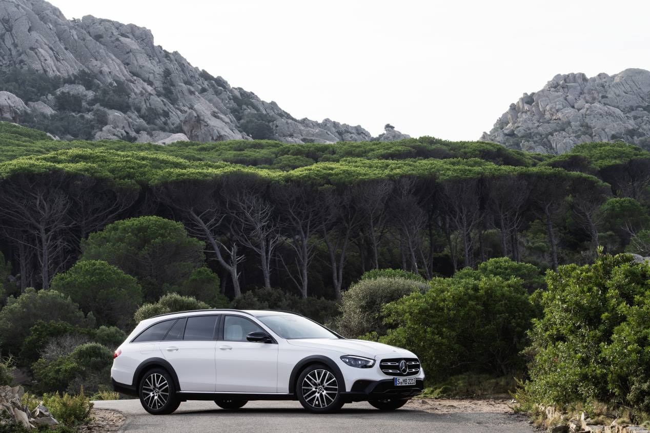Mercedes Clase E 2020: las mejores imágenes oficiales de la renovada berlina