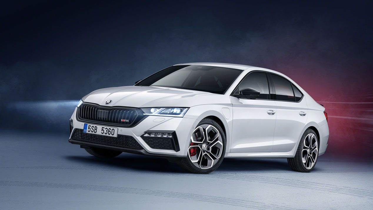 Skoda Octvia RS iV, las mejores fotos de la nueva berlina deportiva e híbrida enchufable