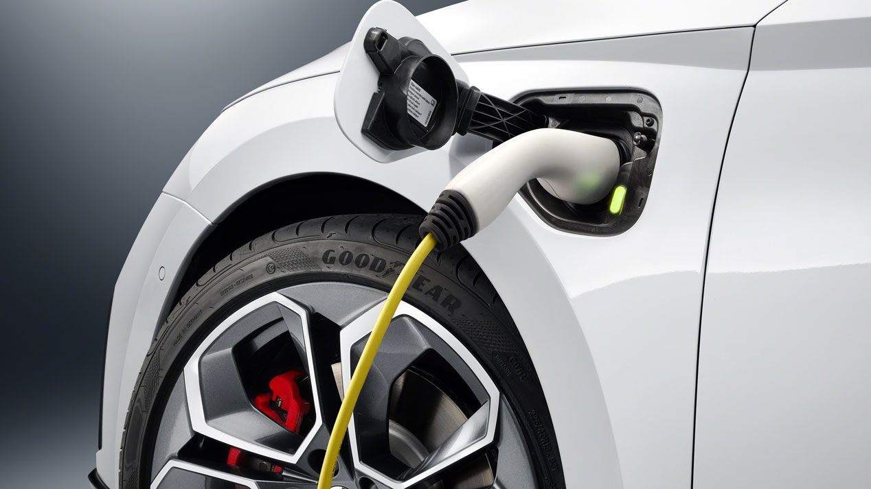 Skoda Octvia RS iV, las mejores fotos de la nueva berlina deportiva e híbrida enchufable