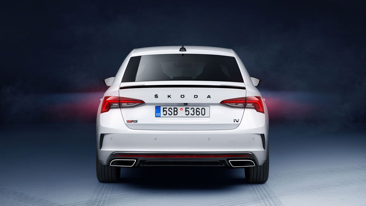 Skoda Octvia RS iV, las mejores fotos de la nueva berlina deportiva e híbrida enchufable