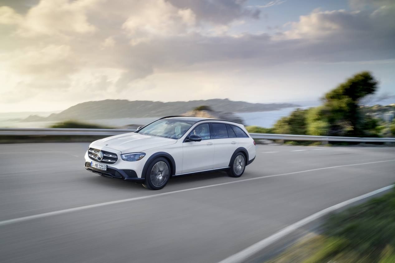 Mercedes Clase E 2020: las mejores imágenes oficiales de la renovada berlina