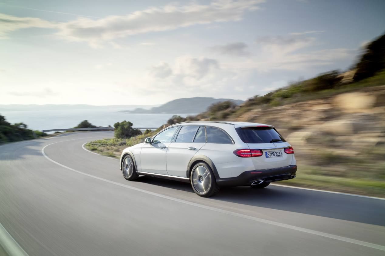 Mercedes Clase E 2020: las mejores imágenes oficiales de la renovada berlina