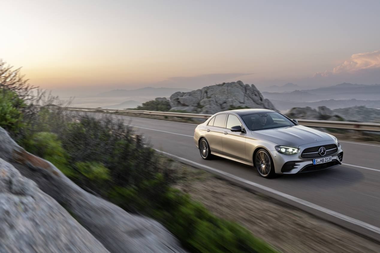 Mercedes Clase E 2020: las mejores imágenes oficiales de la renovada berlina