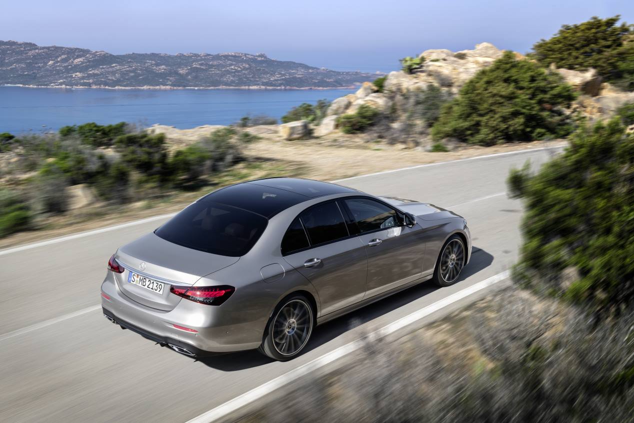 Mercedes Clase E 2020: las mejores imágenes oficiales de la renovada berlina