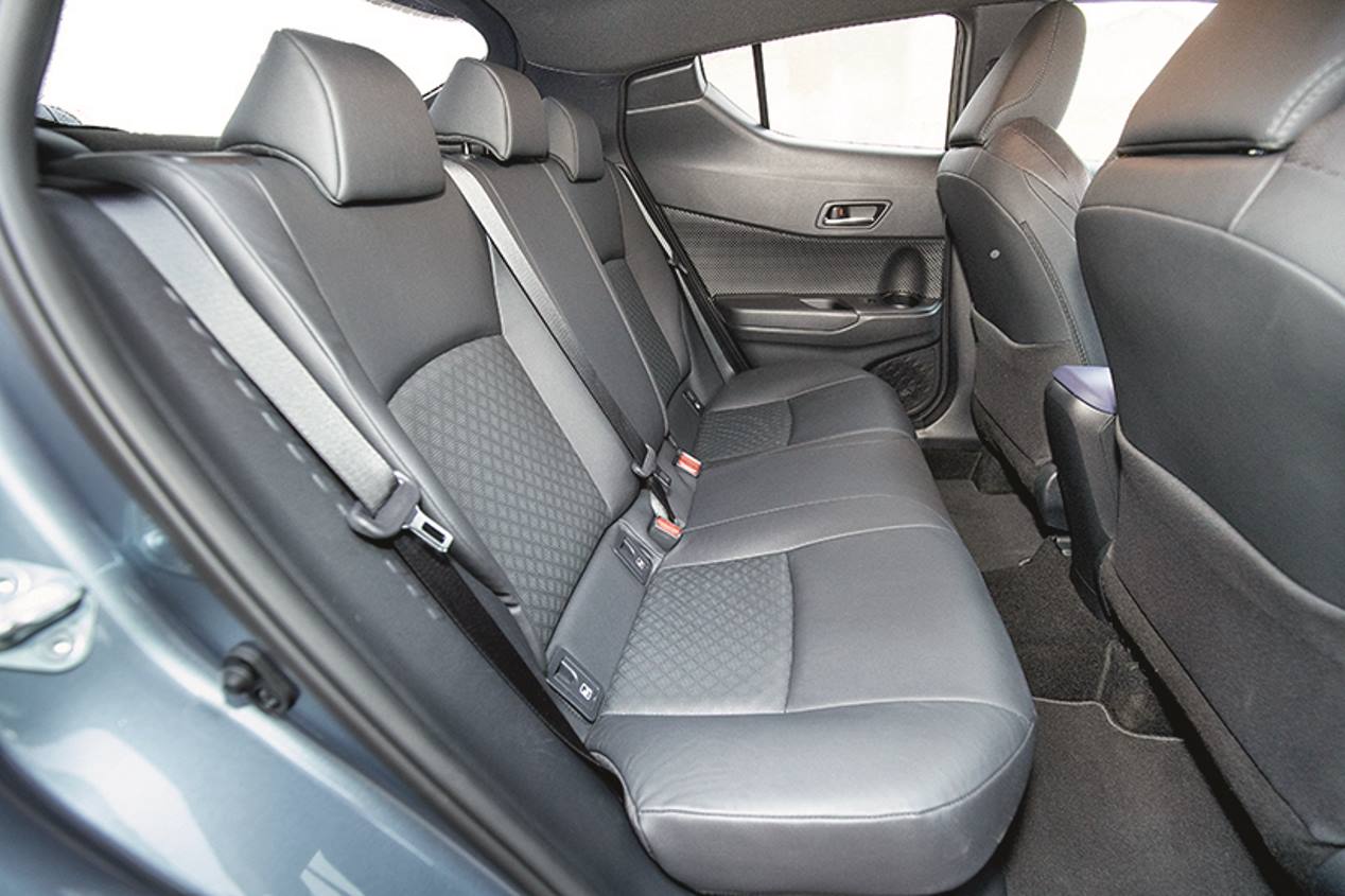 Comparativa SUV: Mazda CX-30 frente Toyota C-HR