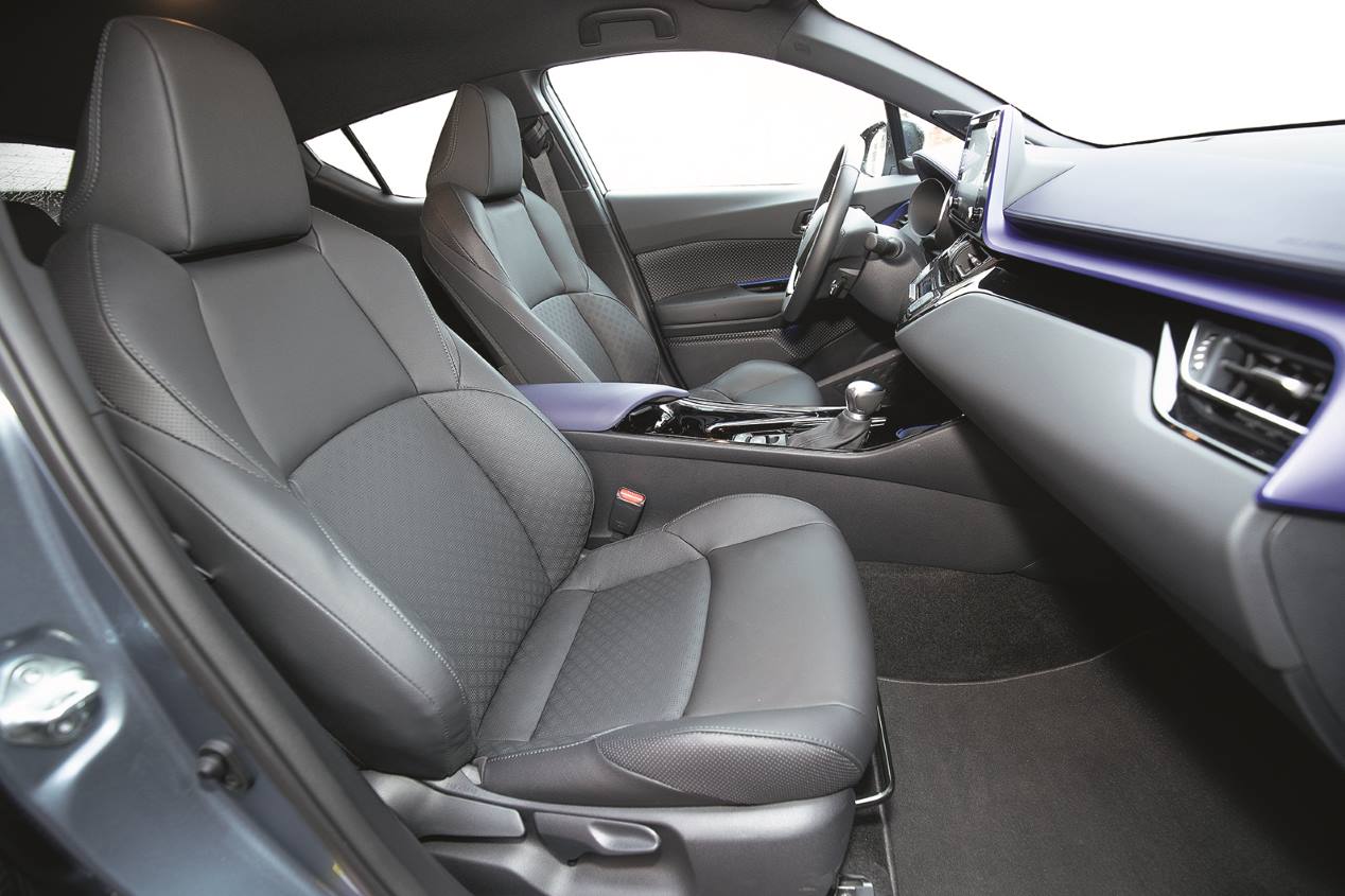 Comparativa SUV: Mazda CX-30 frente Toyota C-HR