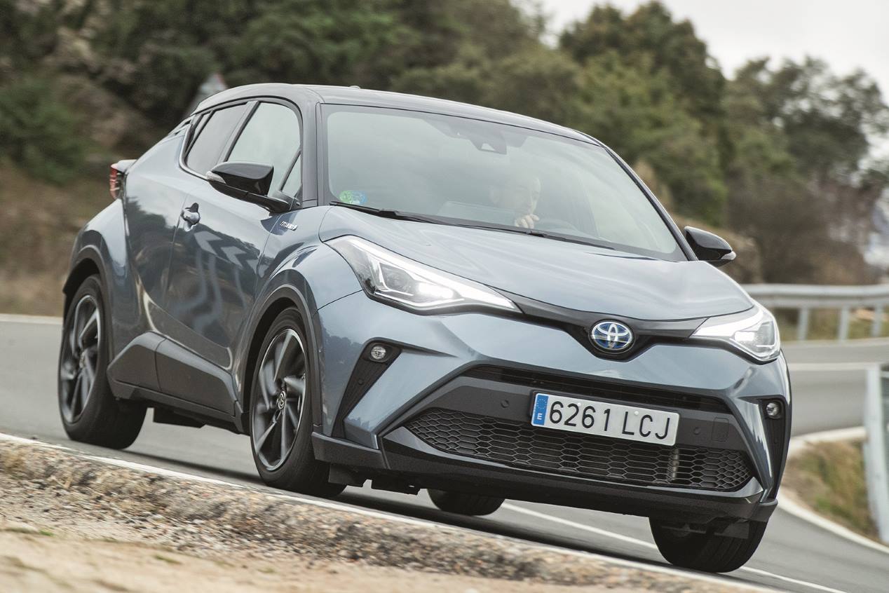 Comparativa SUV: Mazda CX-30 frente Toyota C-HR