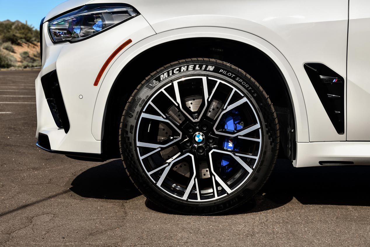 BMW X5 y X6 M 2020, más fotos de los SUV deportivos alemanes