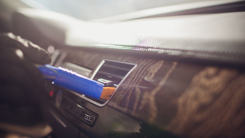 Cómo eliminar virus, bacterias y contagios en el coche, desinfectándolo con ozono