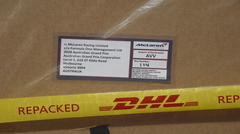 Una caja de McLaren en el circuito de Melbourne. ¿Hacia dónde irá?