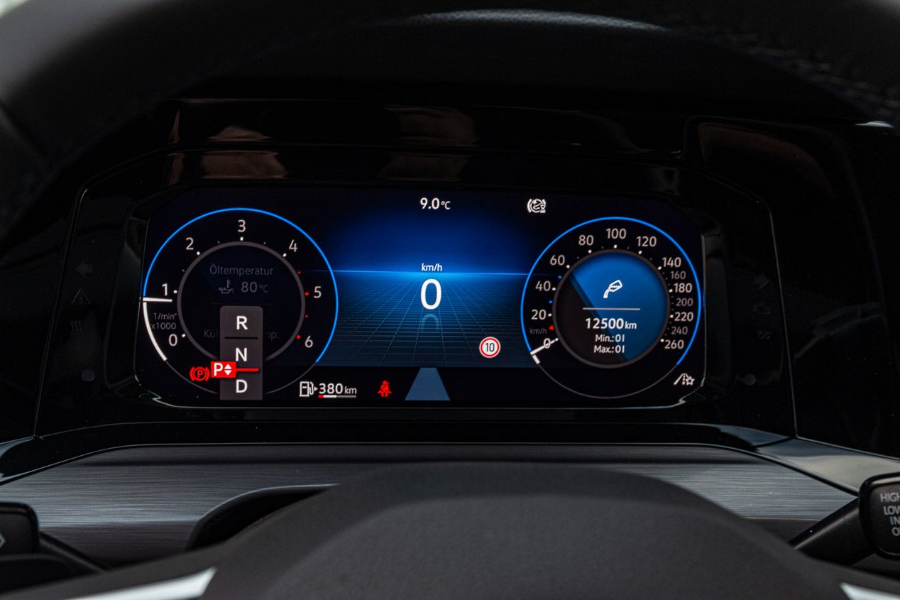 VW Golf TDi frente a eTSi, ¿cuál interesa?