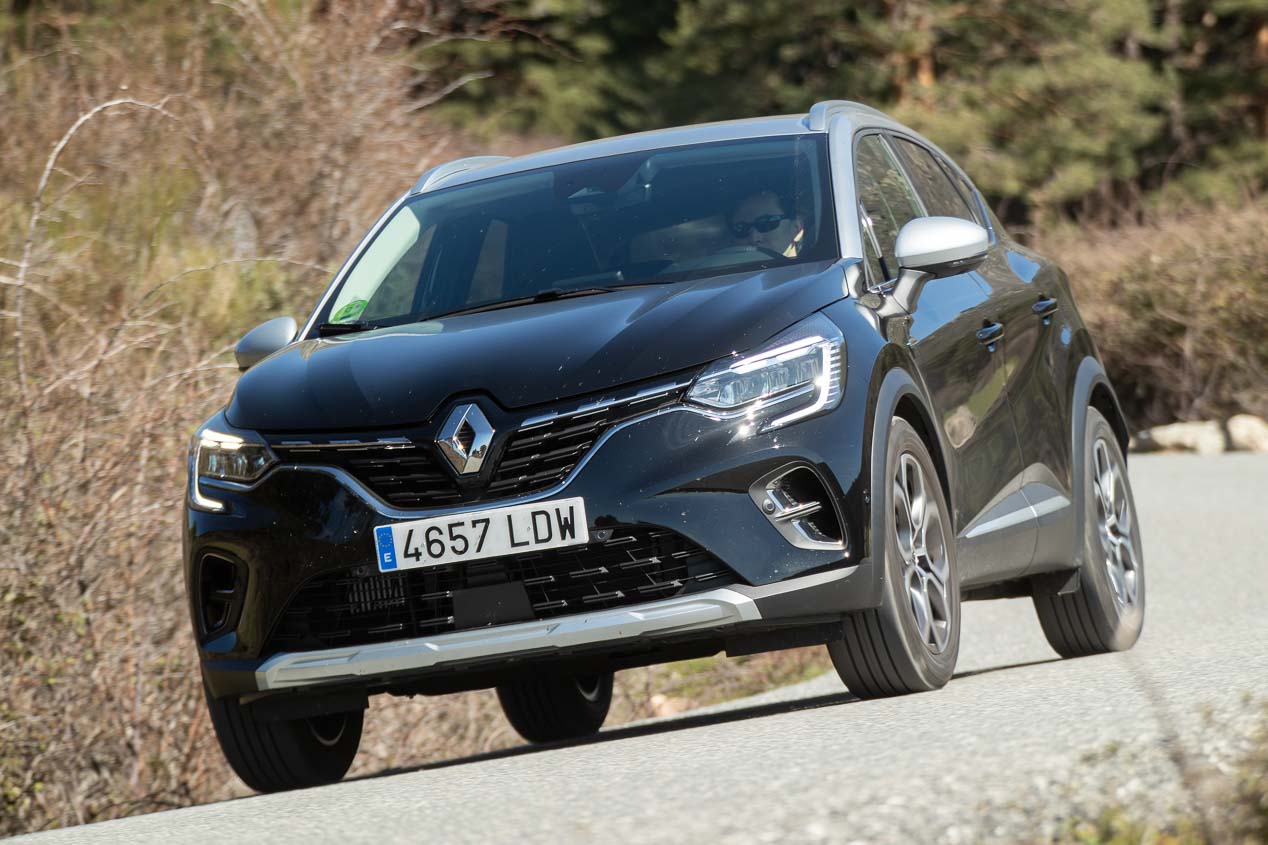 Peugoet 2008 Puretech & Renault Captur TCe: los nuevos SUV, frente a frente.