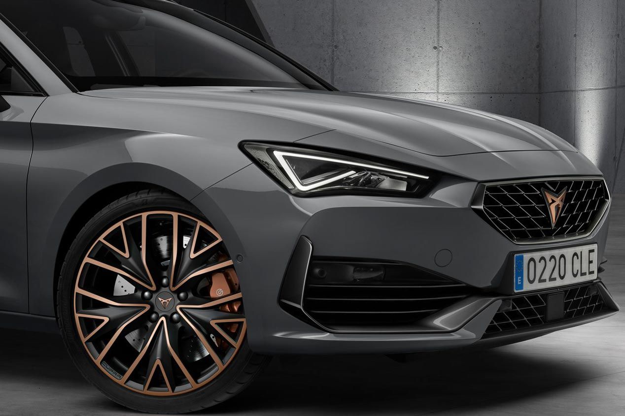 Cupra León o VW Golf 8 GTi, ¿cuál será mejor deportivo?