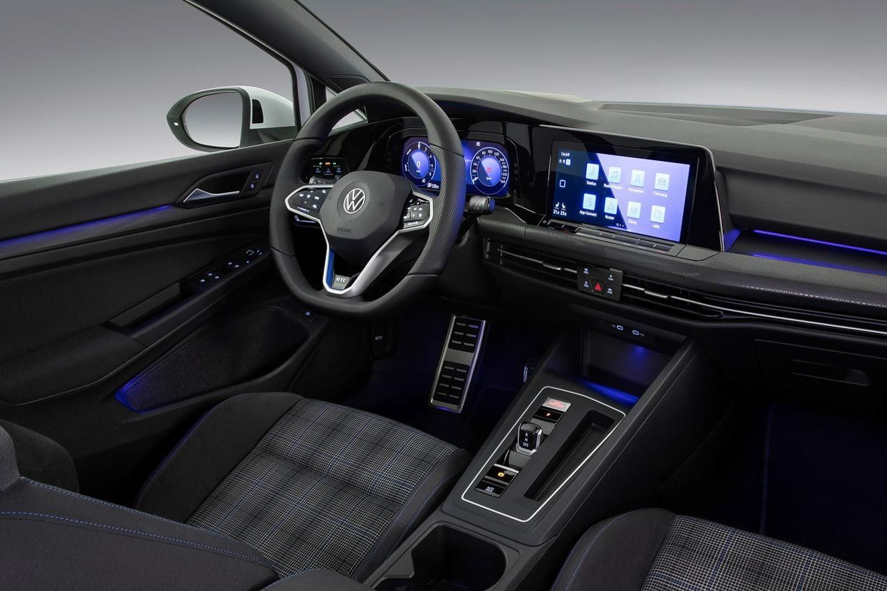 Cupra León o VW Golf 8 GTi, ¿cuál será mejor deportivo?