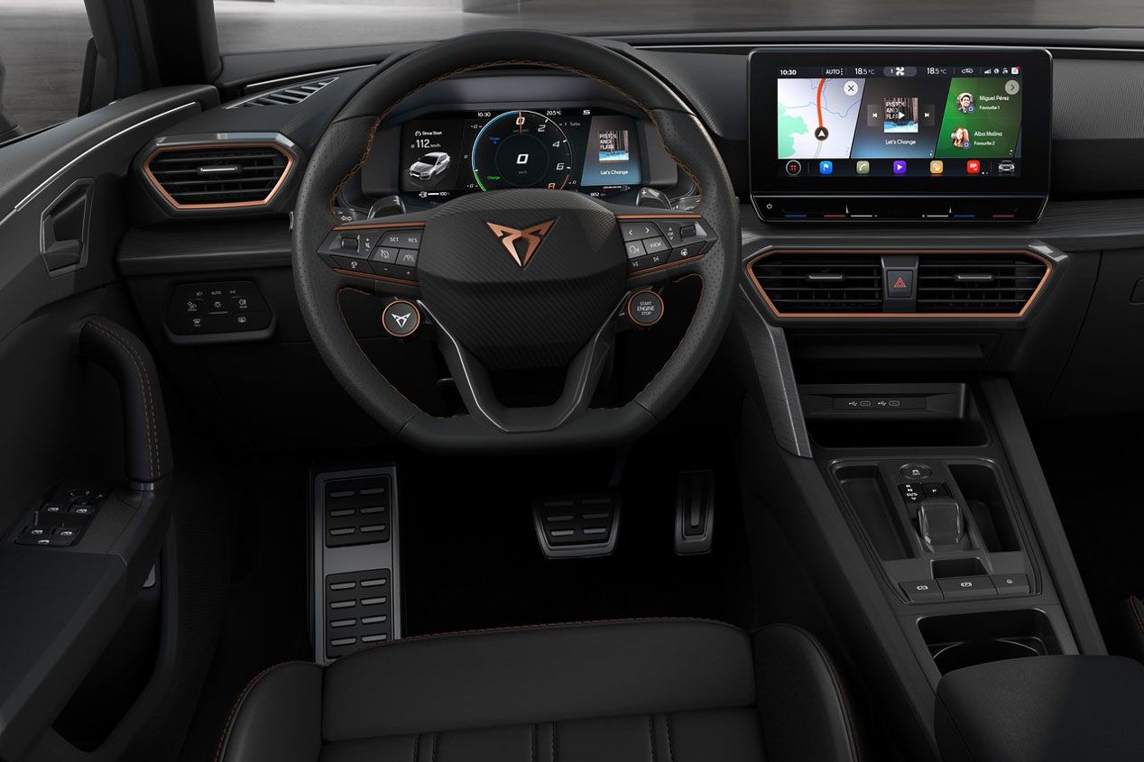 Cupra León o VW Golf 8 GTi, ¿cuál será mejor deportivo?