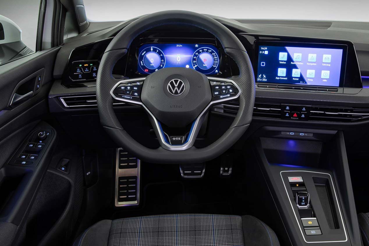Cupra León o VW Golf 8 GTi, ¿cuál será mejor deportivo?