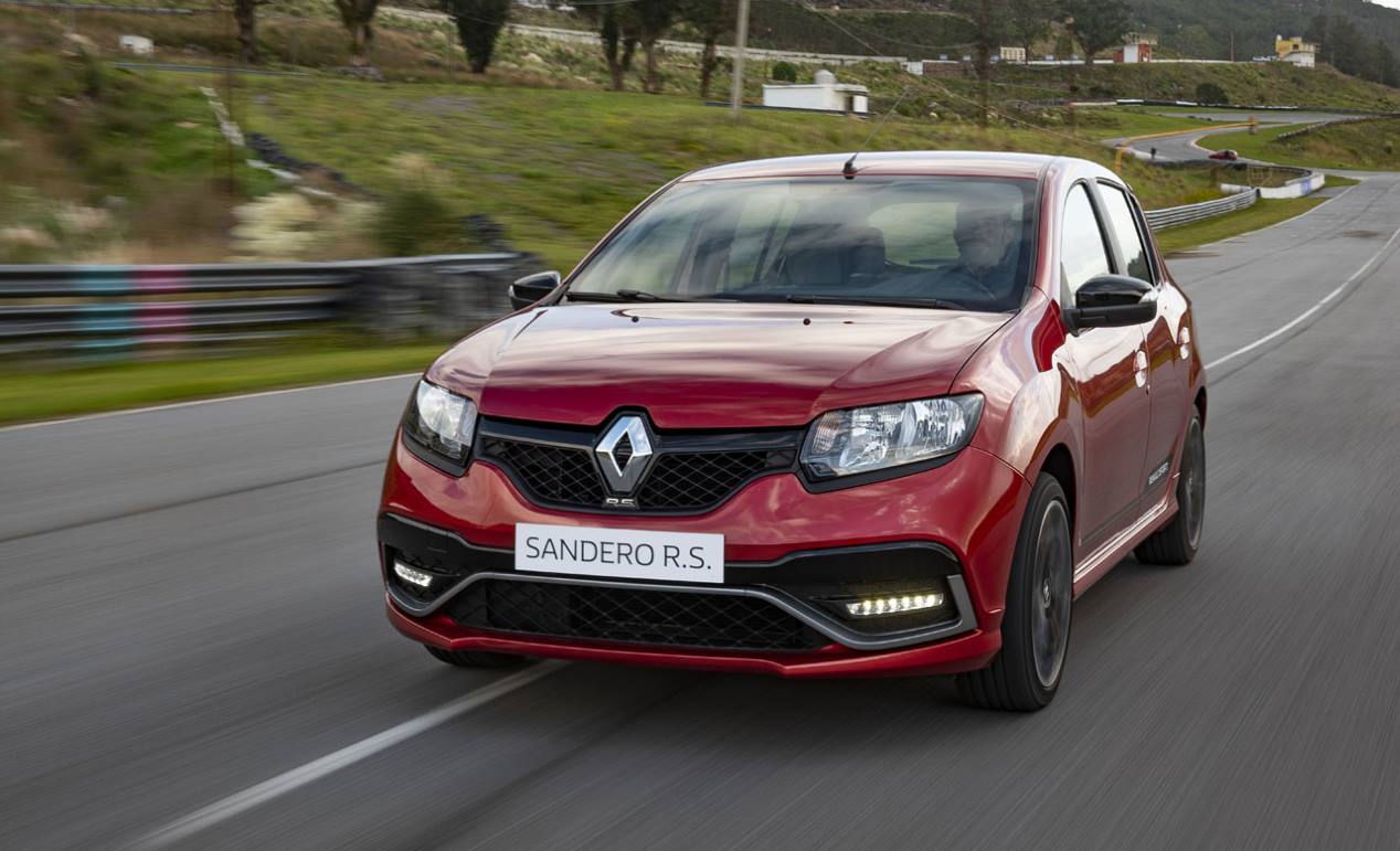 Renault Sandero RS 2020: las mejores fotos del renovado y barato deportivo