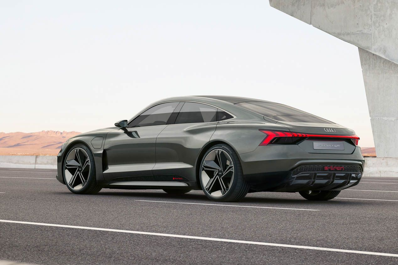 El Audi e-tron GT entra en producción.