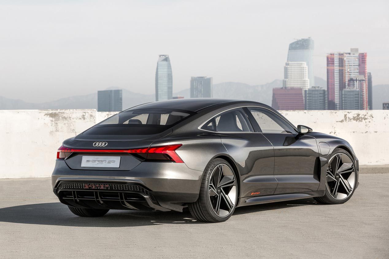 El Audi e-tron GT entra en producción.