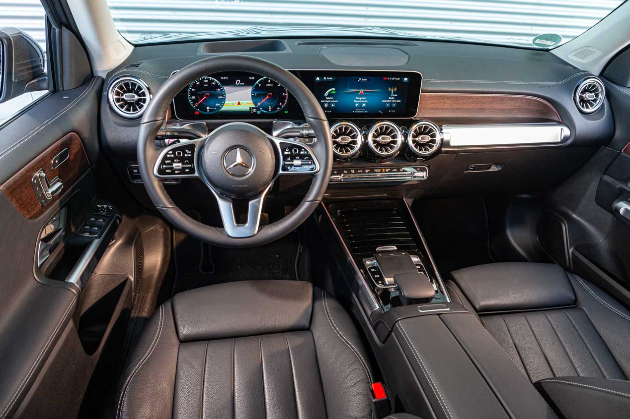 BMW X1 20d XDrive, Mercedes GLB 20d 4Matic y VW Tiguan 2.0 TDi 4Motion, ¿qué SUV es la nueva referencia?