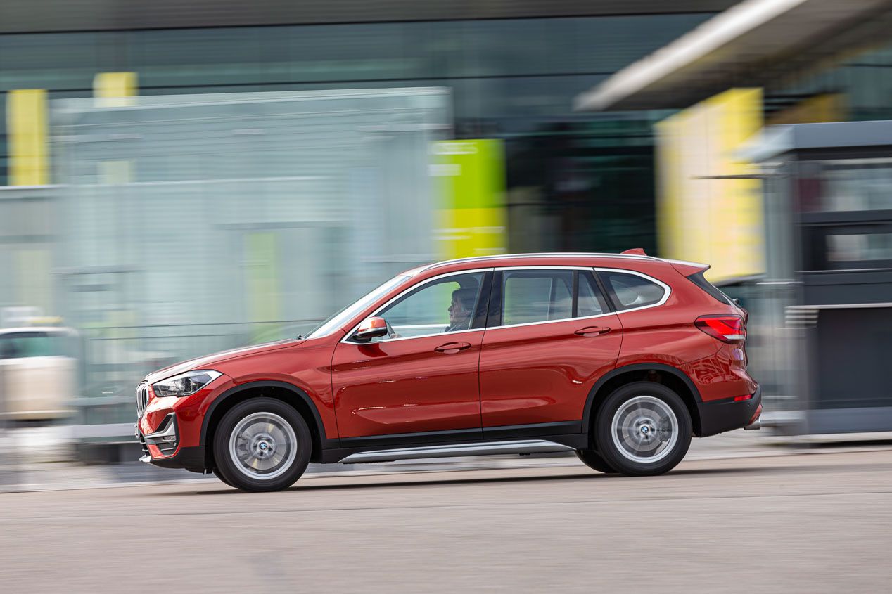 BMW X1 20d XDrive, Mercedes GLB 20d 4Matic y VW Tiguan 2.0 TDi 4Motion, ¿qué SUV es la nueva referencia?