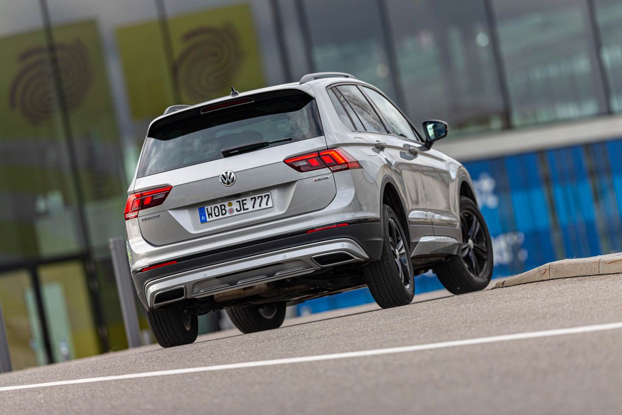 BMW X1 20d XDrive, Mercedes GLB 20d 4Matic y VW Tiguan 2.0 TDi 4Motion, ¿qué SUV es la nueva referencia?