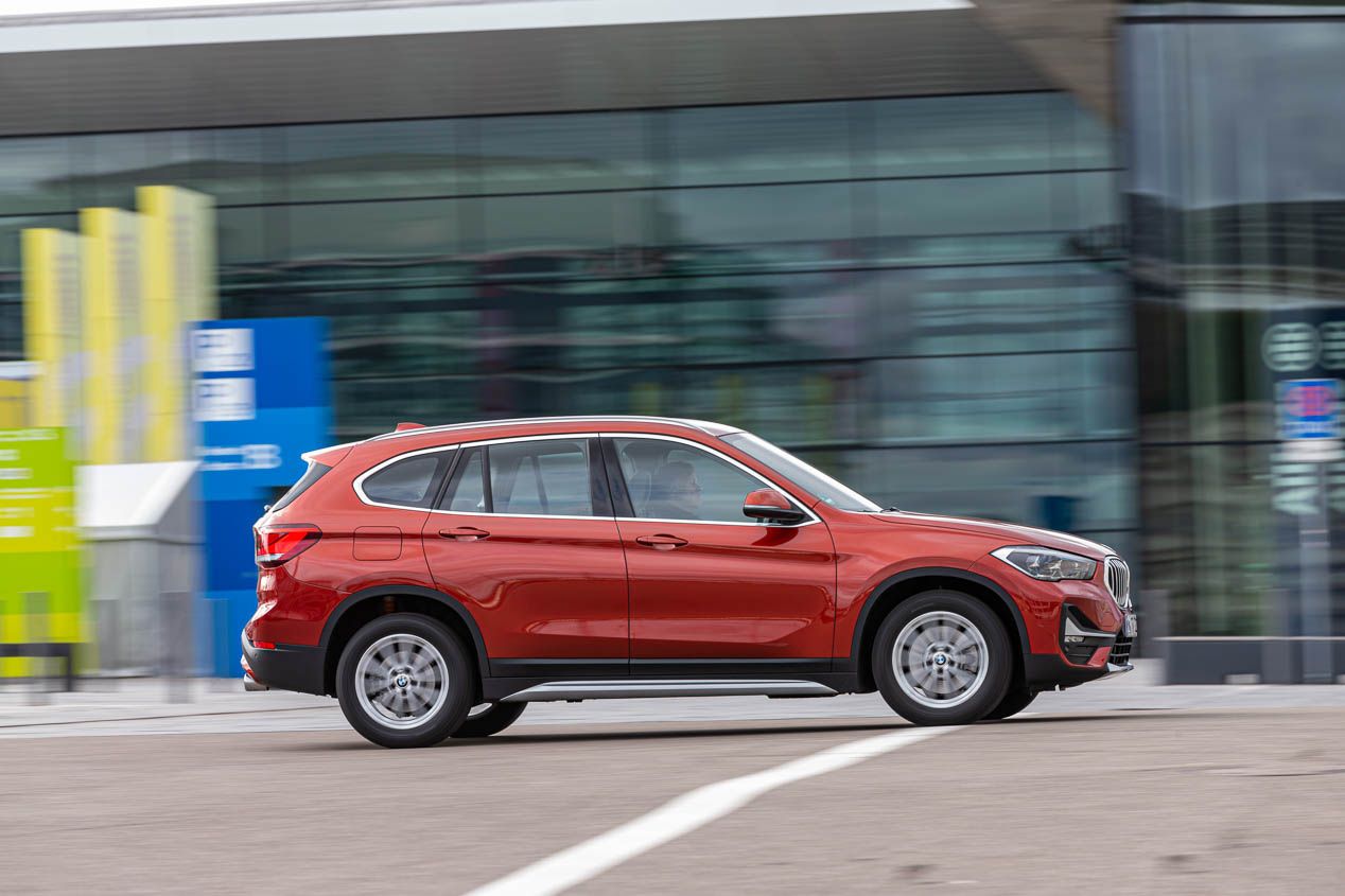 BMW X1 20d XDrive, Mercedes GLB 20d 4Matic y VW Tiguan 2.0 TDi 4Motion, ¿qué SUV es la nueva referencia?